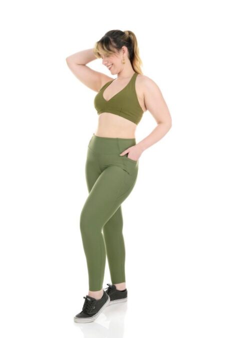 Conjunto Fitness com Calça Legging Verde Militar com Bolso